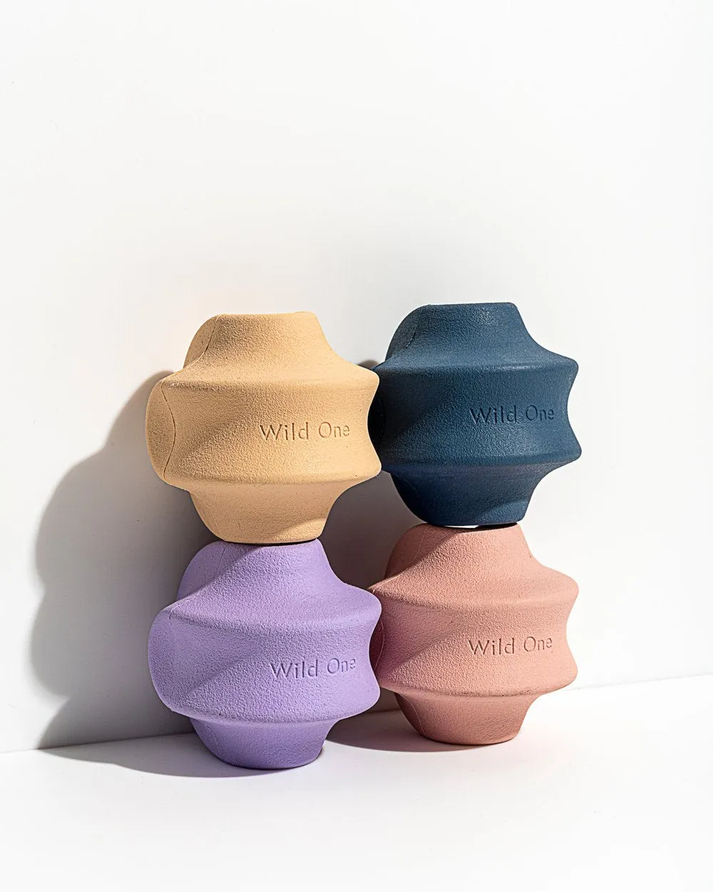 Twist Toss, Tan